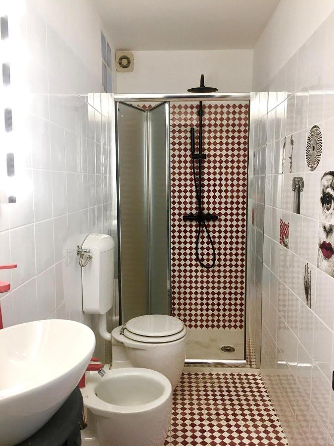 L'Ora Delle Streghe B&B Centralissimo Livorno Exterior foto